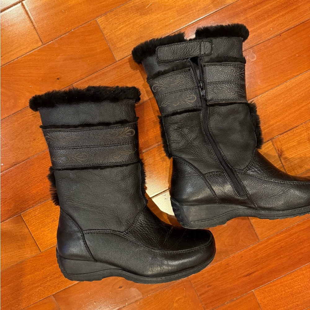 Black Fur-Lined Boots